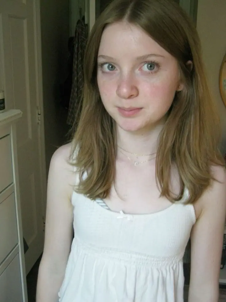 Addison22 (18) female from DK - similar profile