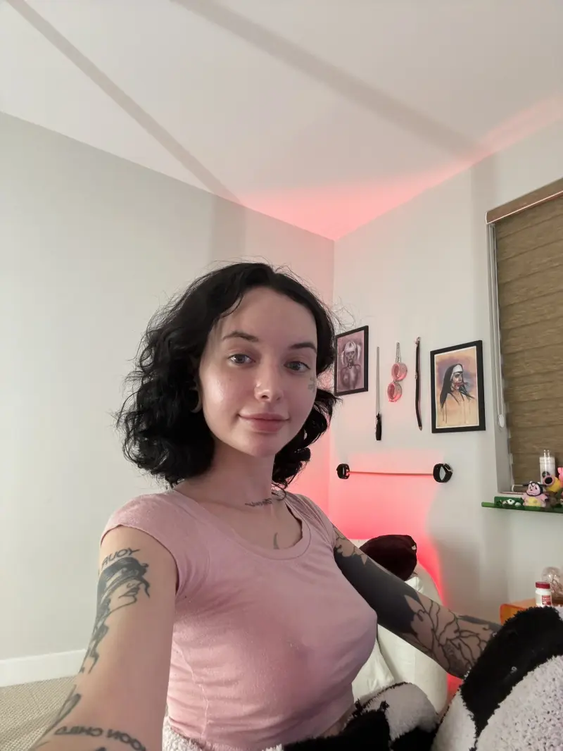 Anabelajean (18) female from US - sexting partner