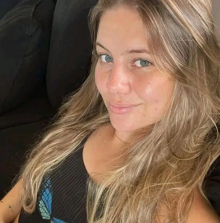 Annette21 (18) female from US - sexting partner