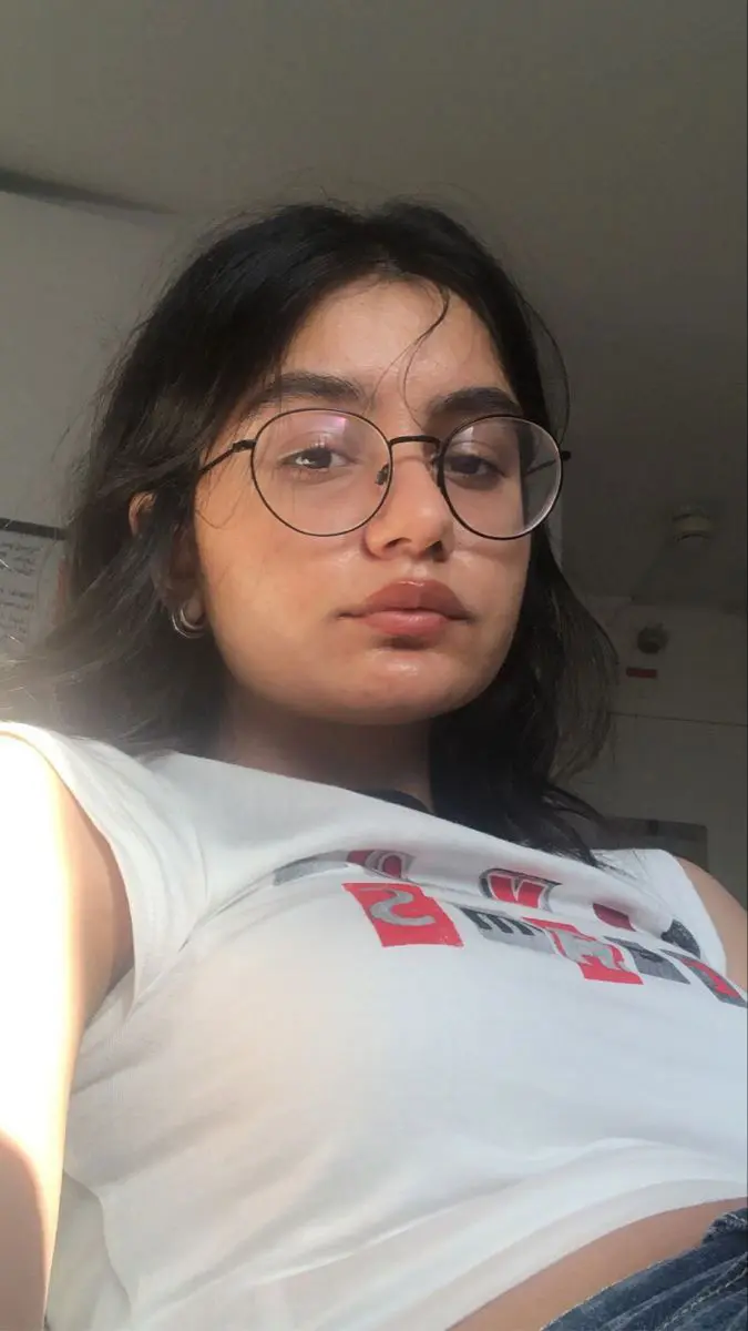 Ariella8956 (18) female from MX - sexting partner