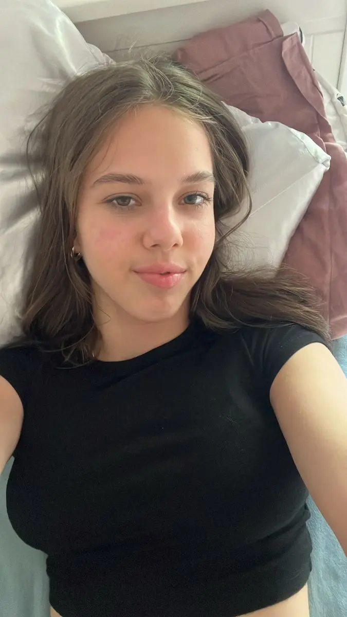 Ava19 from CZ
