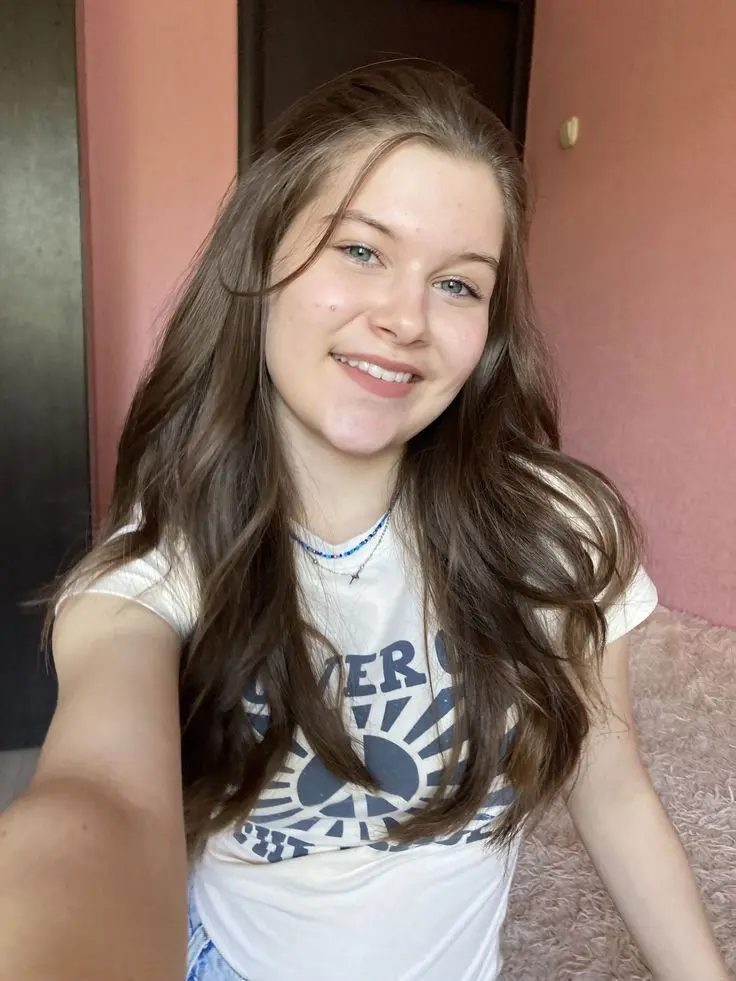 Dahlia7777 (18) female from MX - sexting partner