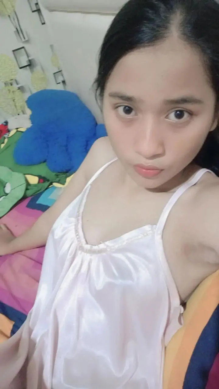 Davinarose62141 (18) female from US - sexting partner