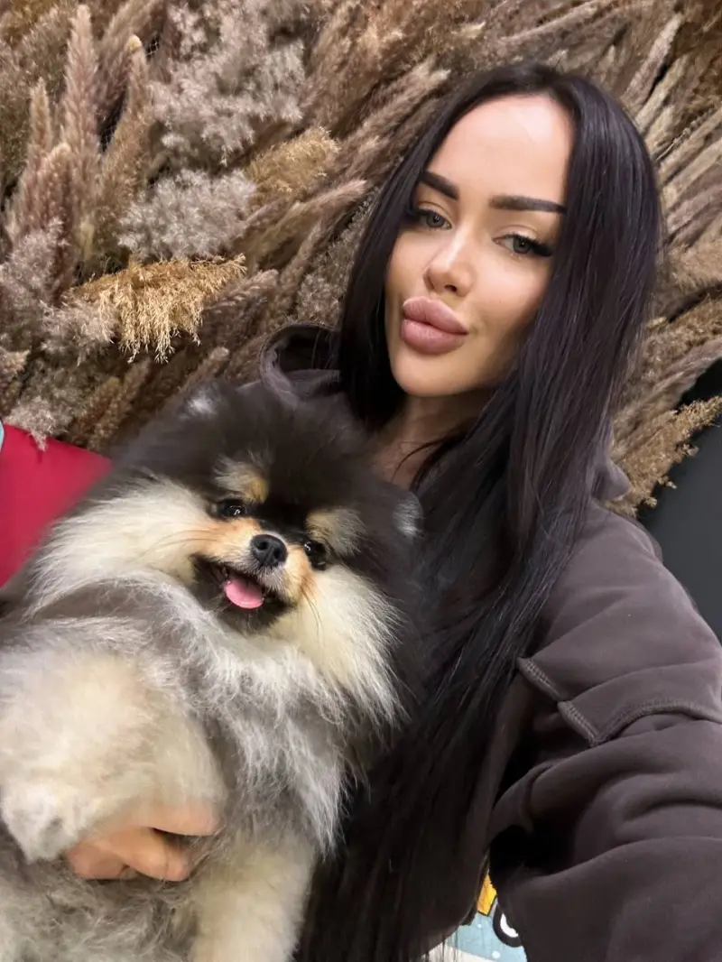 Deanaqt1200 (22) female from US - sexting partner