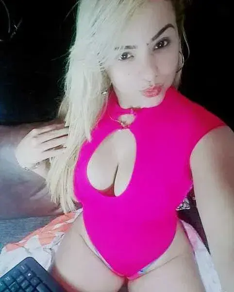 Eden19 (18) female from NZ - sexting partner