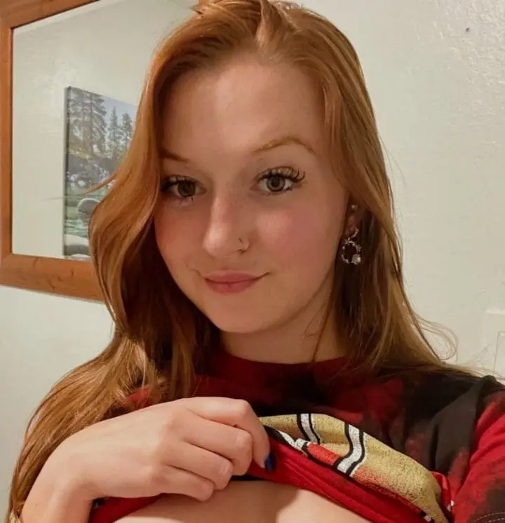 Emma63550 (18) female from US - sexting partner