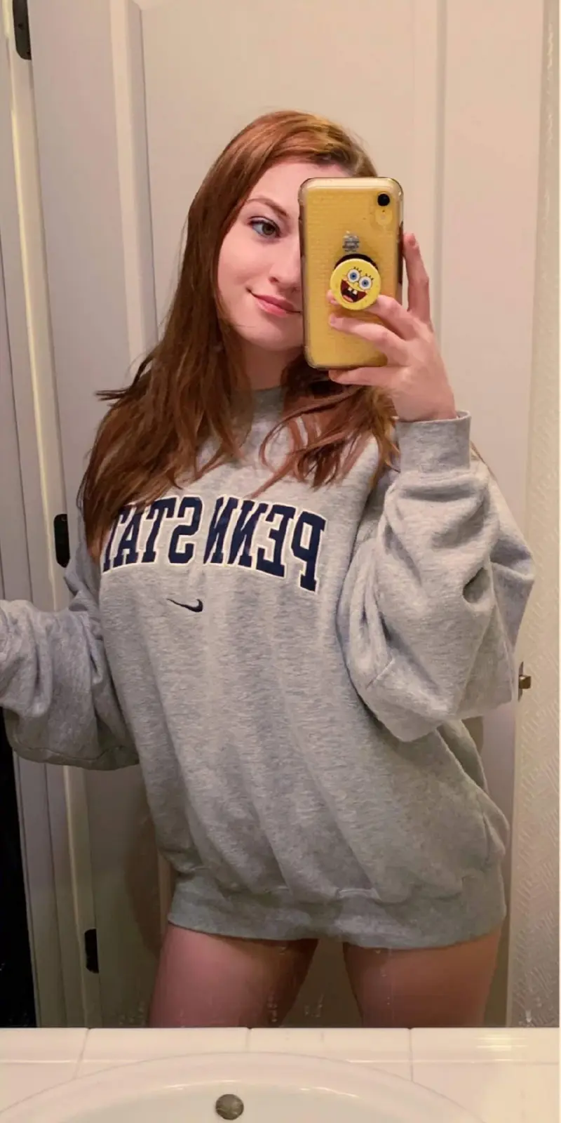 Emma7292 (18) female from AU - sexting partner