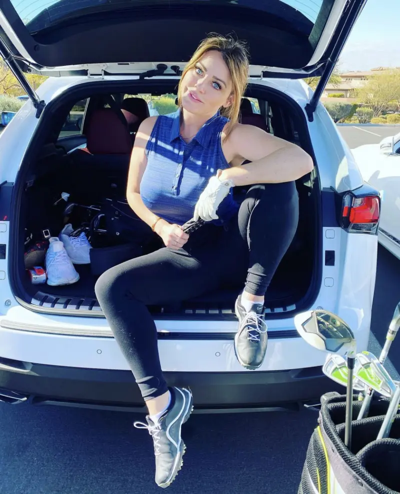 Florence-smith4798 (38) female from US - sexting partner