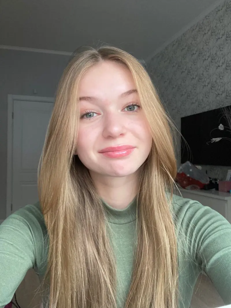 Frances78 (18) female from IL - sexting partner