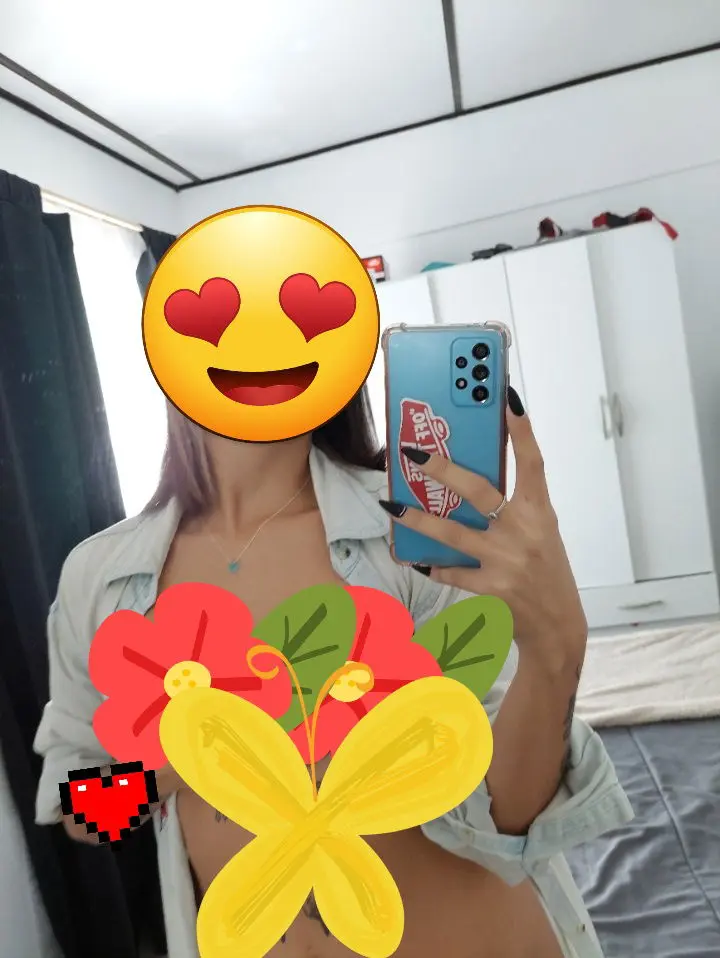 Jennifer50804 (20) female from US - sexting partner