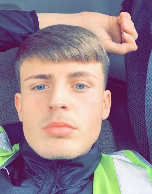 Jordbaker3 (20) male from GB - sexting partner