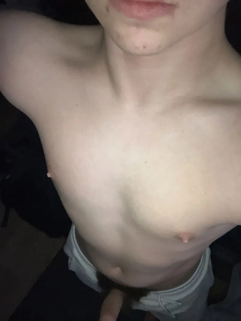 Kalv911 (18) male from FR - sexting partner