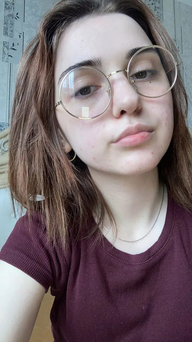 Kimberly202475 (18) female from CA - sexting partner