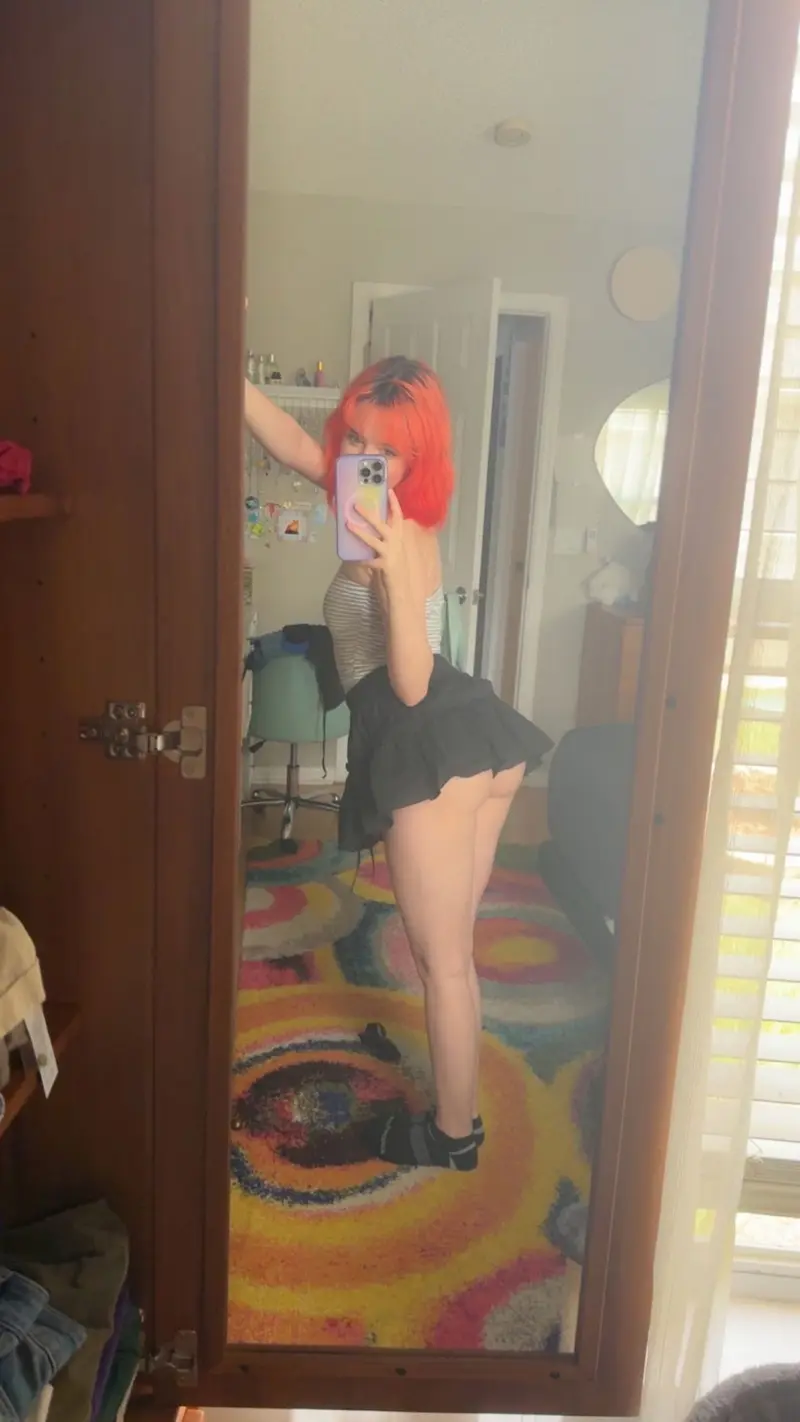 Kittykat16 (21) female from US - sexting partner