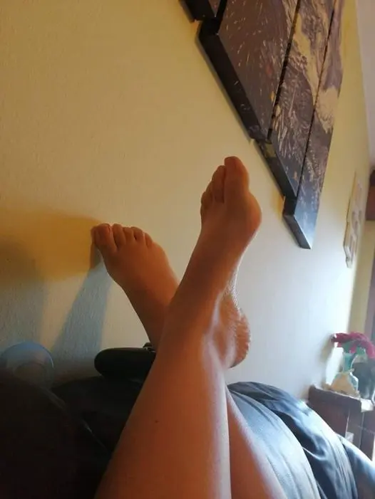 Lara0xq (18) female from US - sexting partner