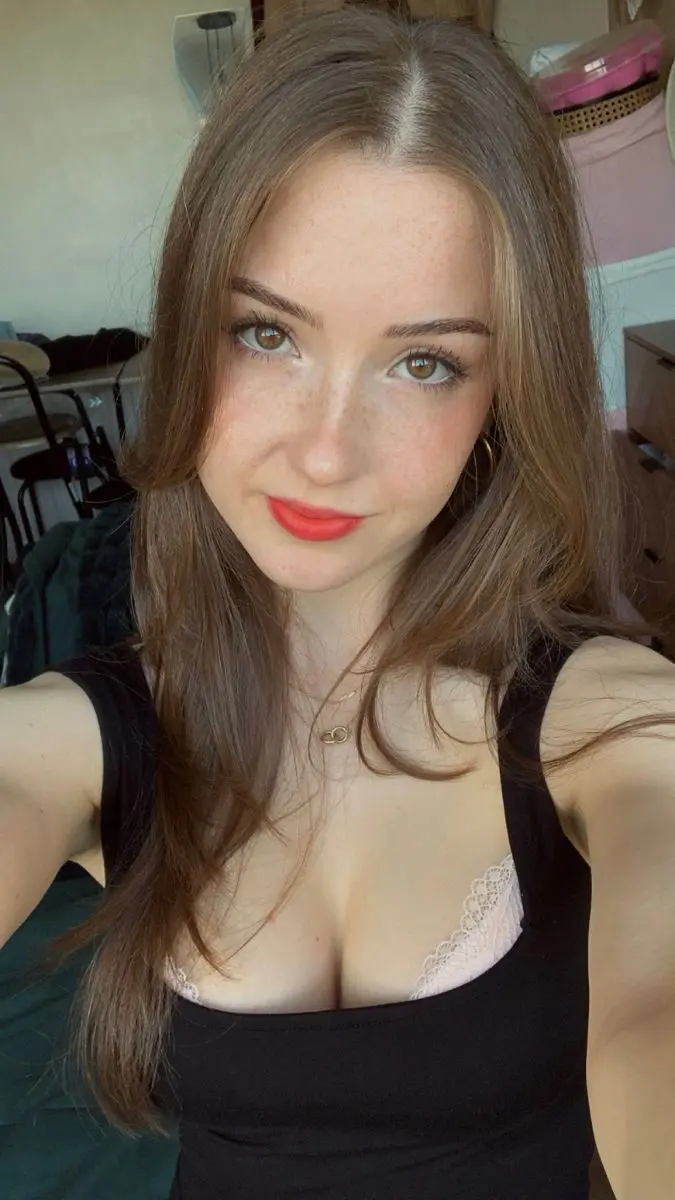 Mariana278 (18) female from DE - sexting partner