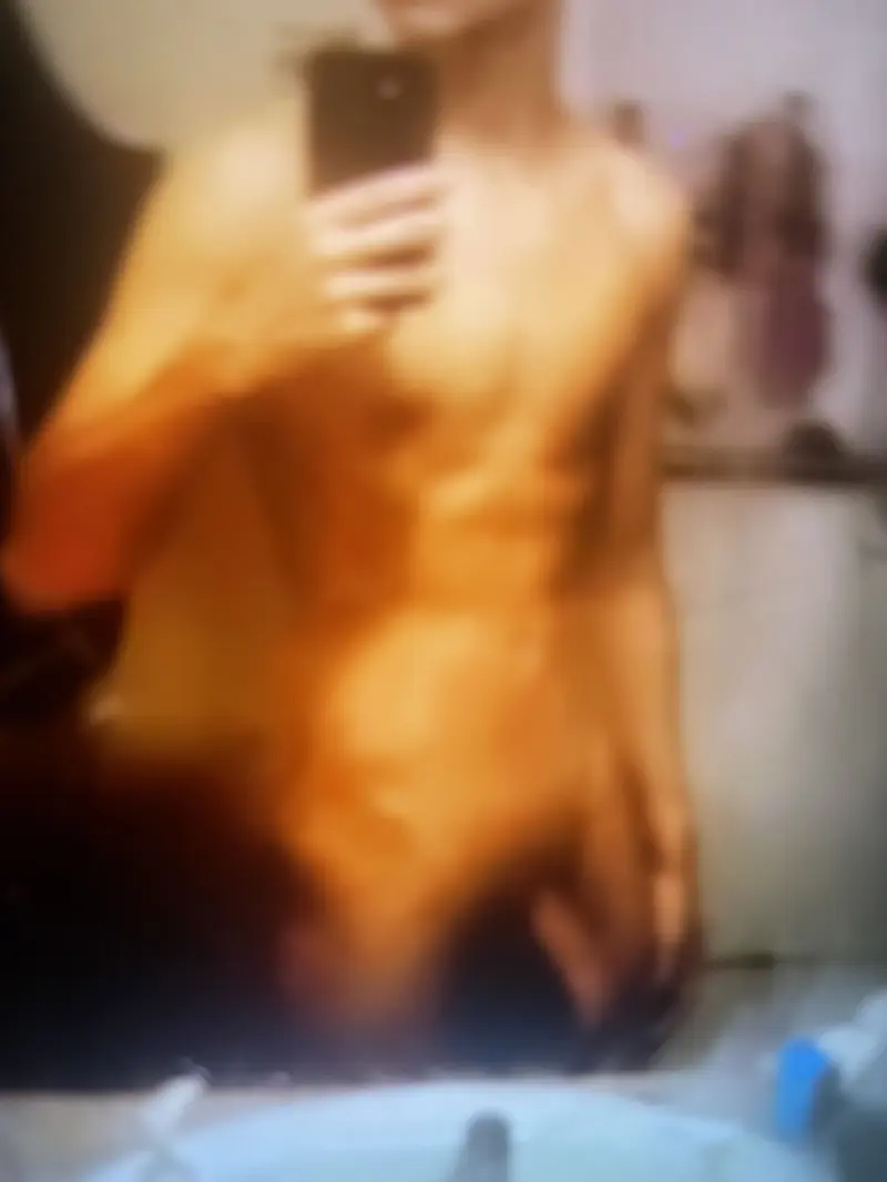 Mark19 (18) male from US - sexting partner