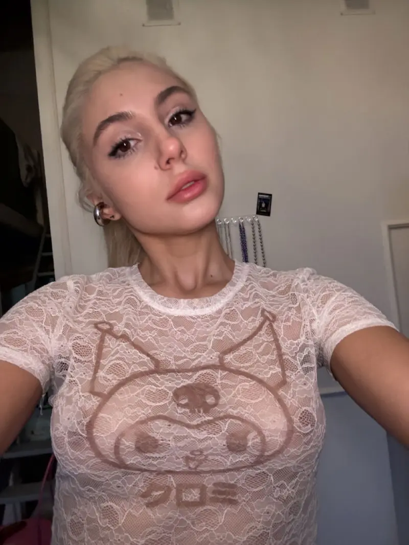 Meerax968 (18) female from US - sexting partner