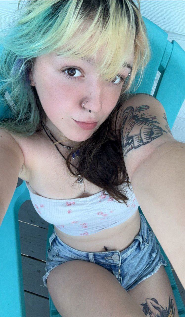 Melissa55437 from US