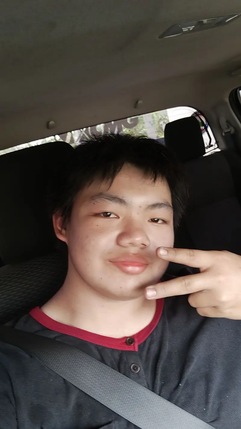 Natt (18) male from MY - sexting partner