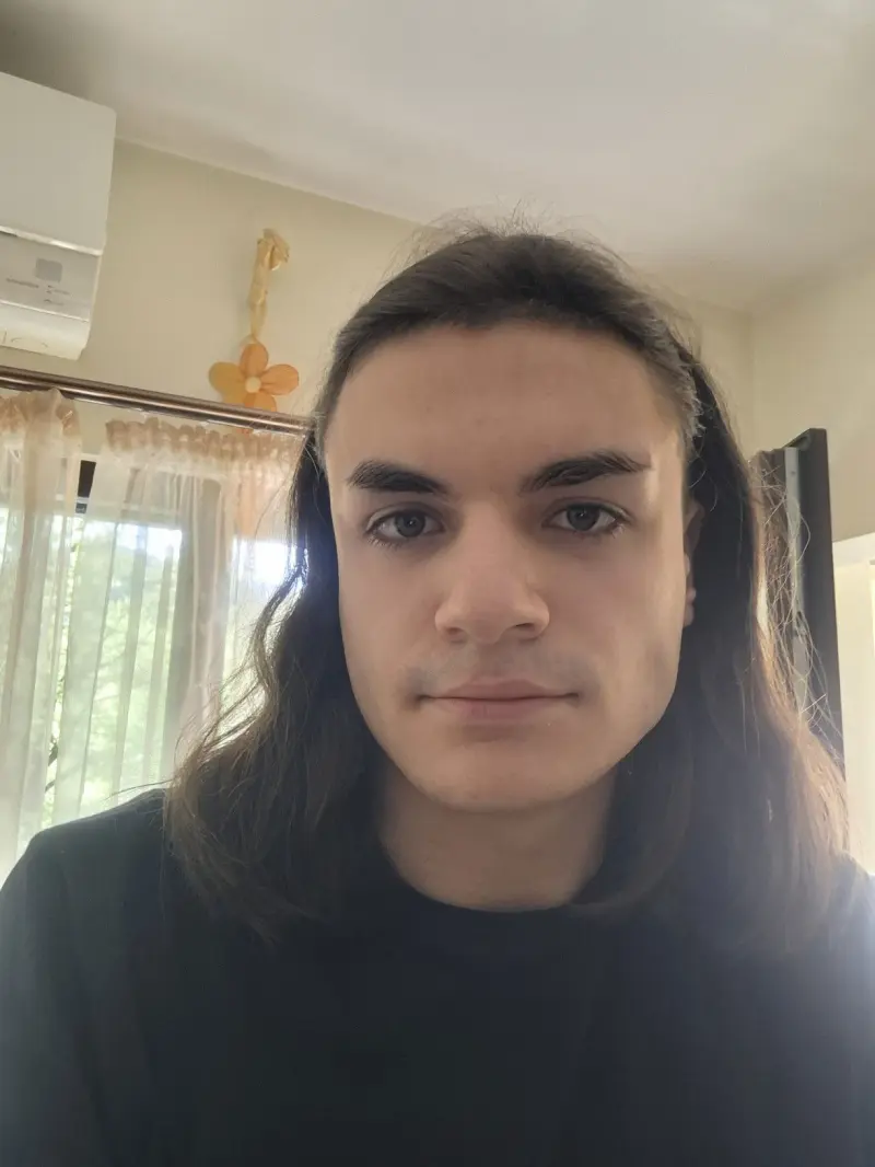 Nick16 (18) male from BG - sexting partner