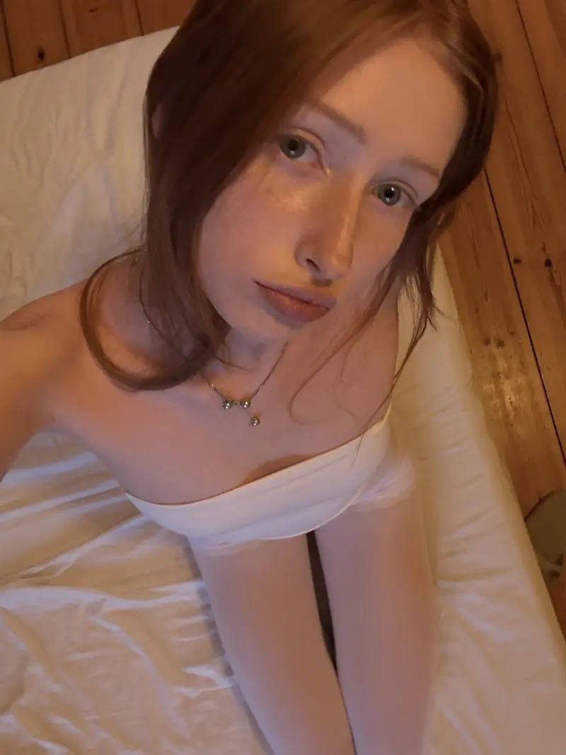 Pollie__948 (18) female from US - sexting partner