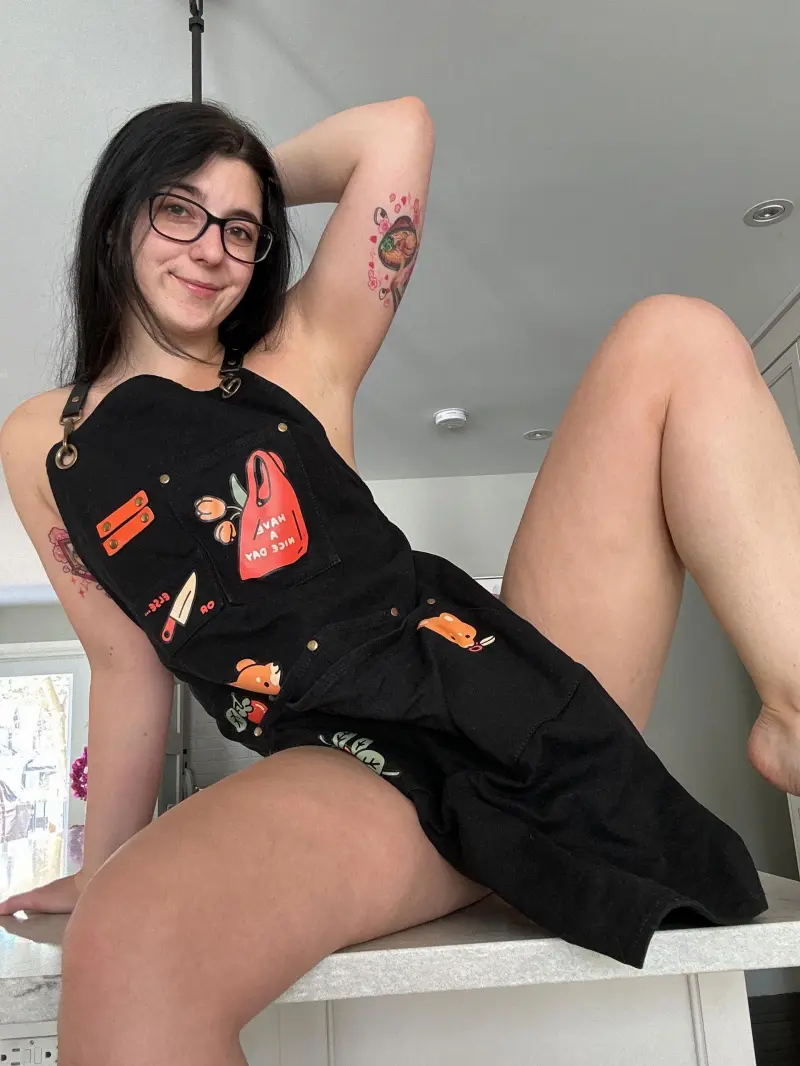 Samantha575 (18) female from US - sexting partner