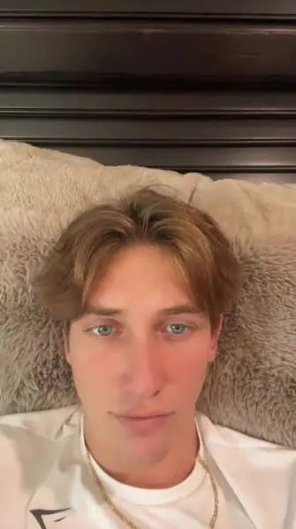 Staphane123456799 (18) male from FR - sexting partner