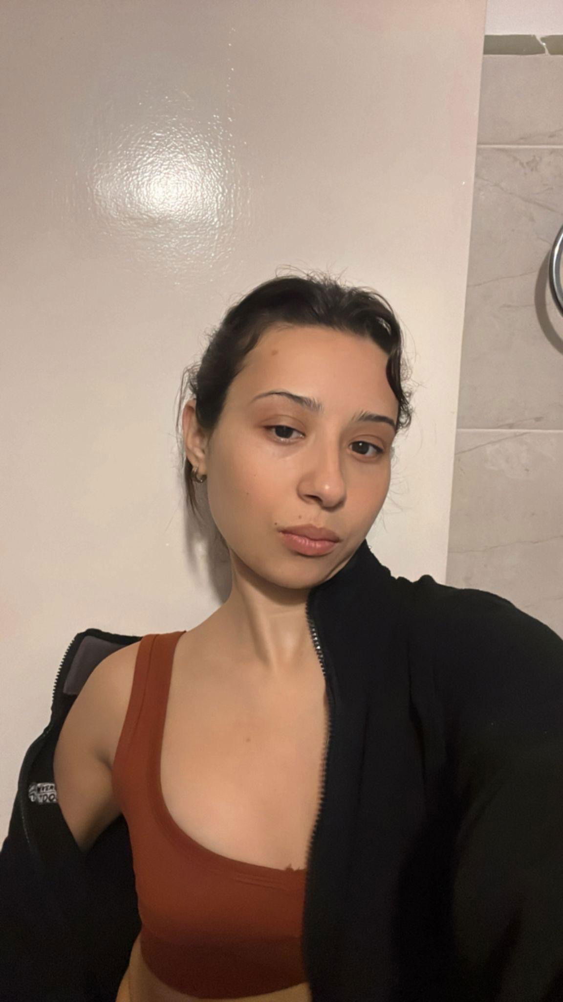 Teresaawilli from CA