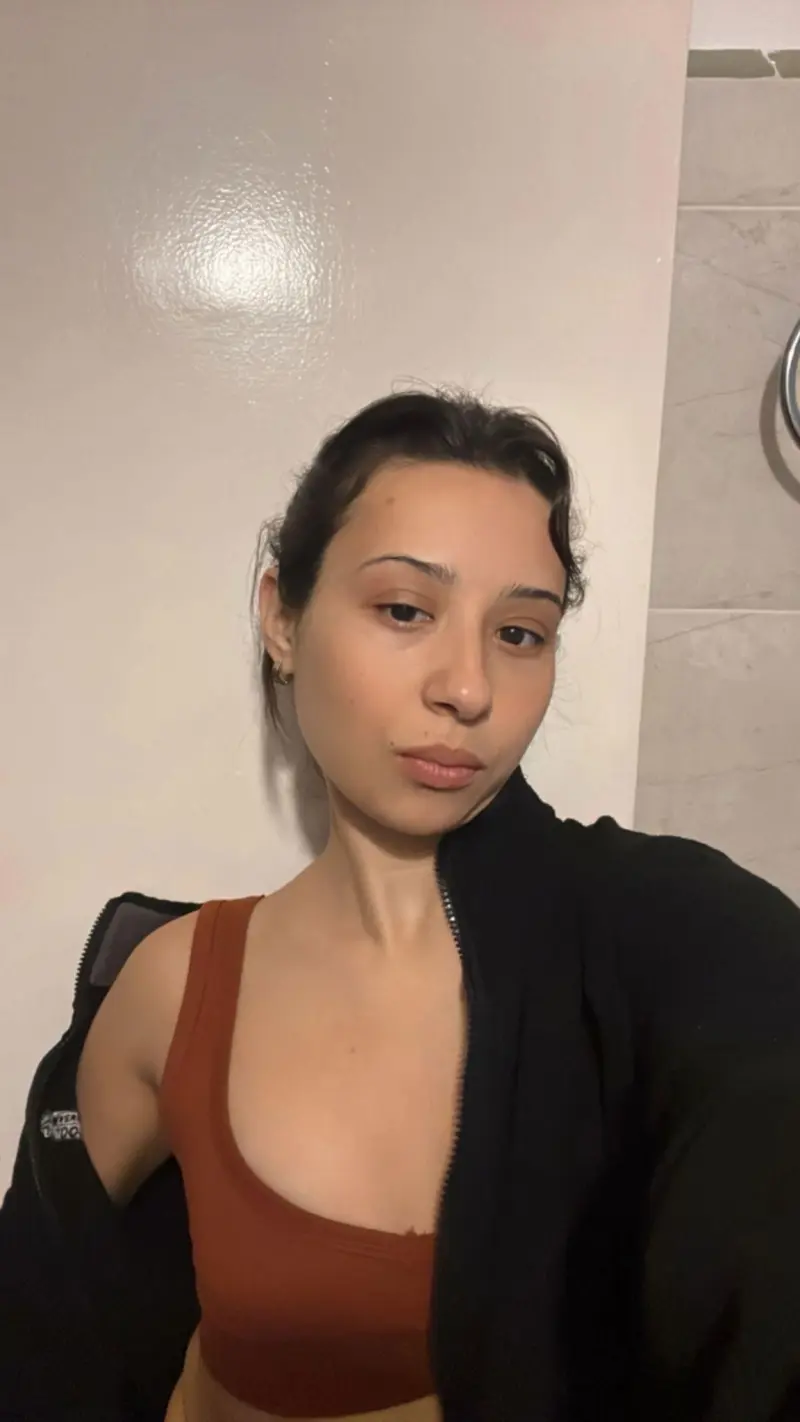 Teresaawilli (18) female from CA - sexting partner