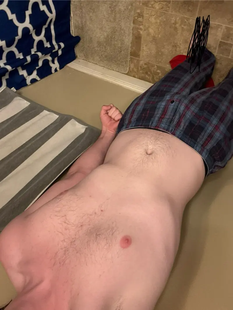 TerraMad (22) male from US - sexting partner