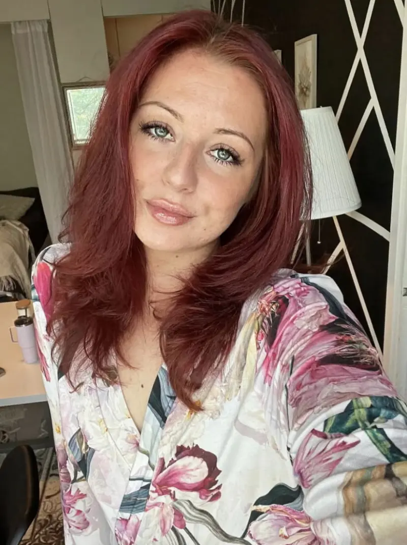 Traxcy (28) female from US - sexting partner