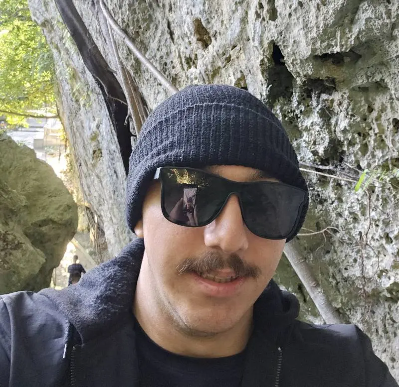 Vaas (21) male from JP - sexting partner