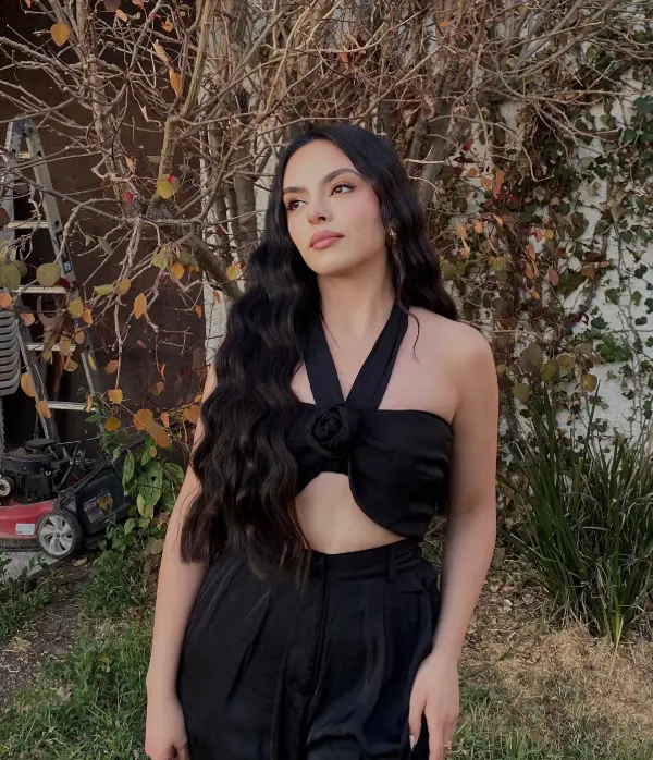 Violette20545 (18) female from DE - sexting partner