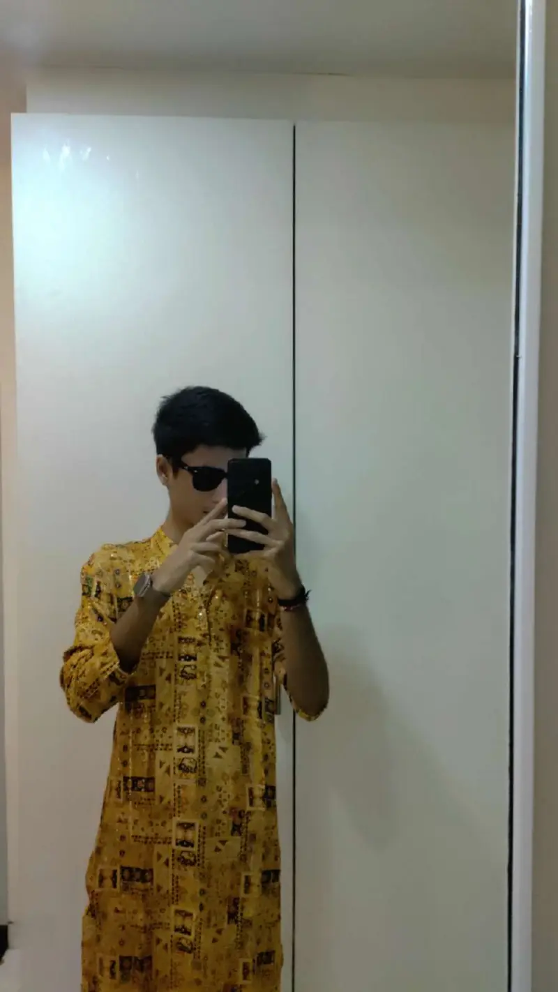 Vp_1503 (18) male from IN - sexting partner