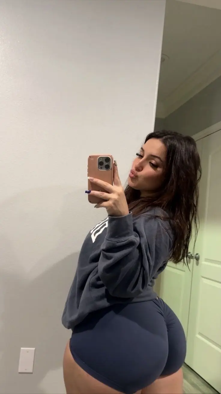 Willa787 (18) female from ES - sexting partner