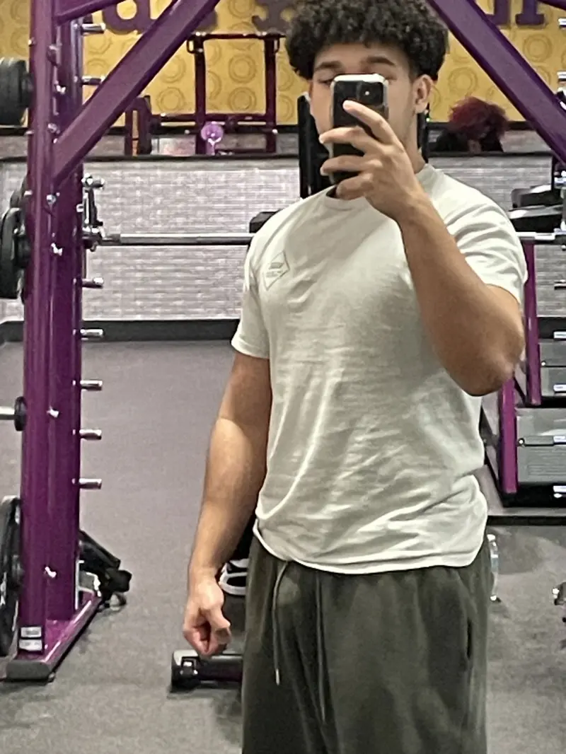 Xotcik (18) male from US - sexting partner