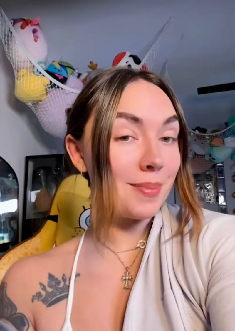 abbyceci94 (18) female from US - sexting partner