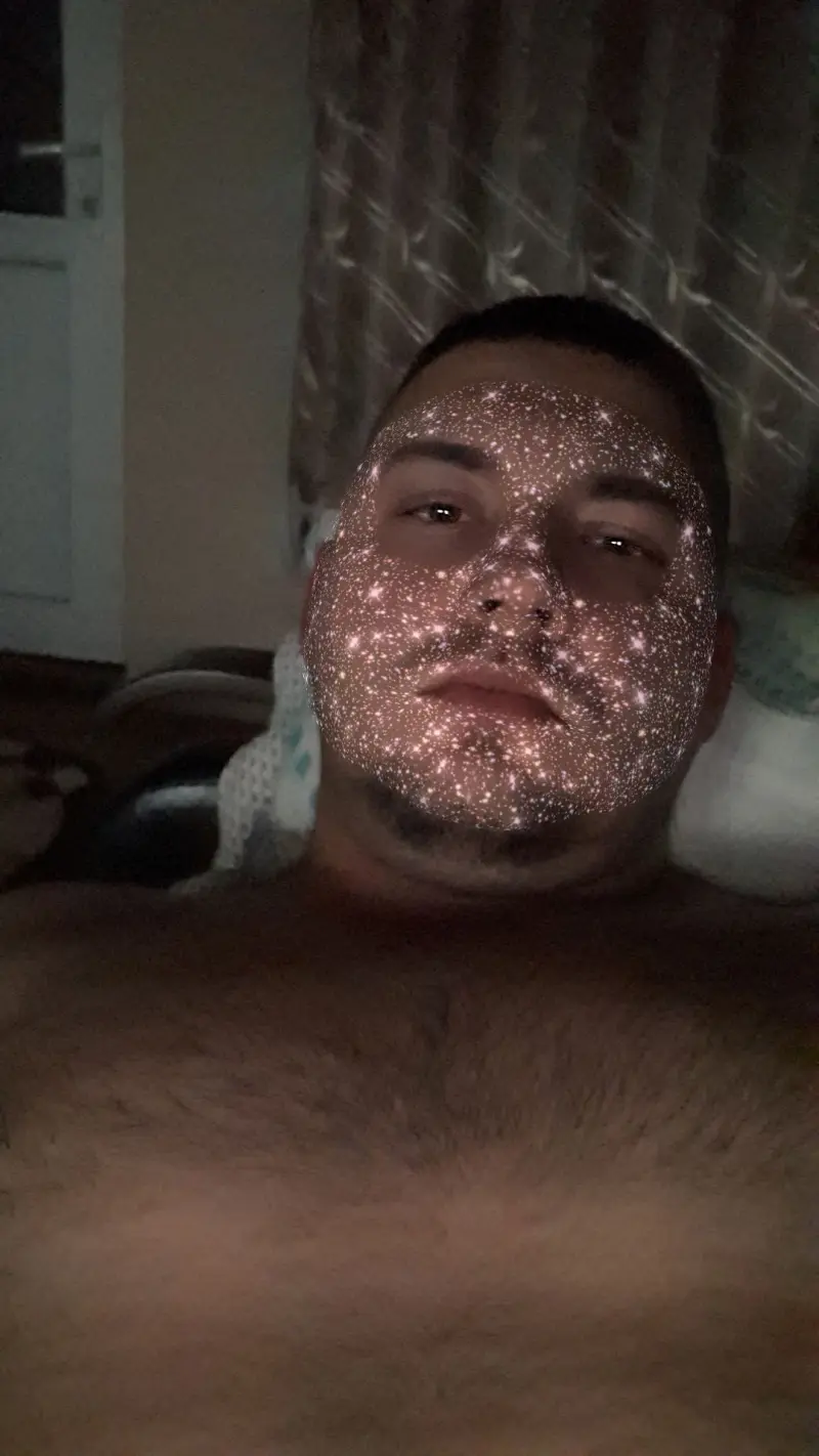 addforfun104 (18) male from US - sexting partner