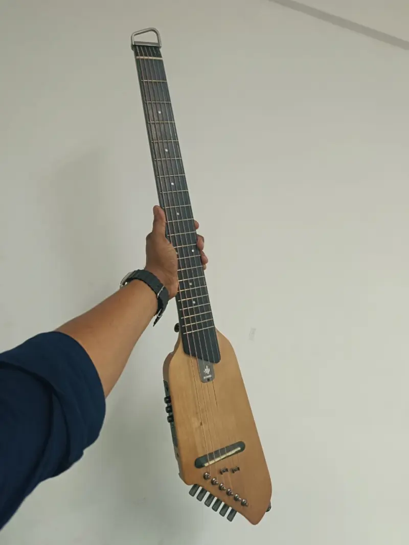 alex123123abcdef (18) male from MY - sexting partner