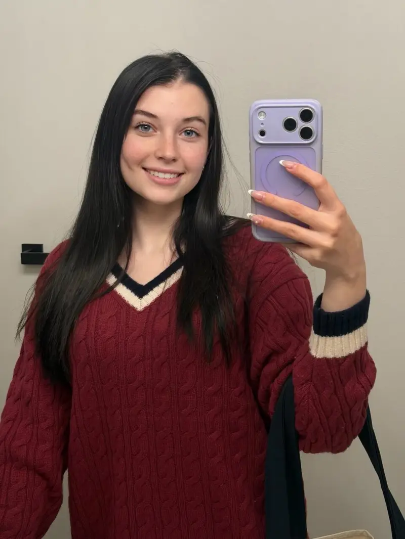 alina66i6 (18) female from US - sexting partner