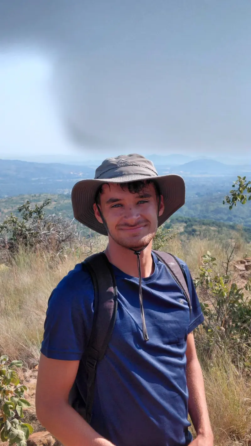 andrewisstout (20) male from ZA - sexting partner