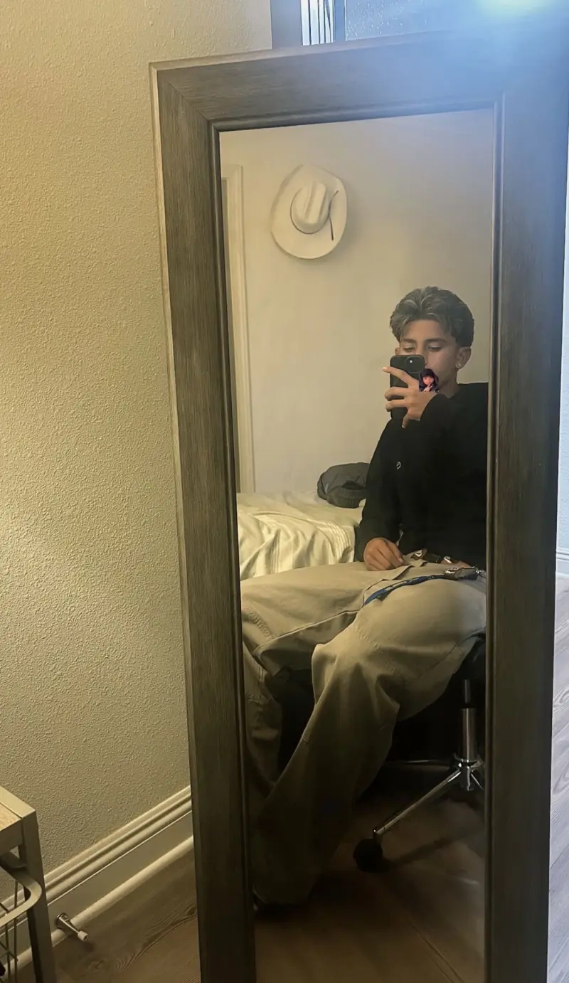 anthonyyyy (18) male from US - sexting partner