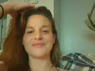 bavevobe (18) female from US - sexting partner