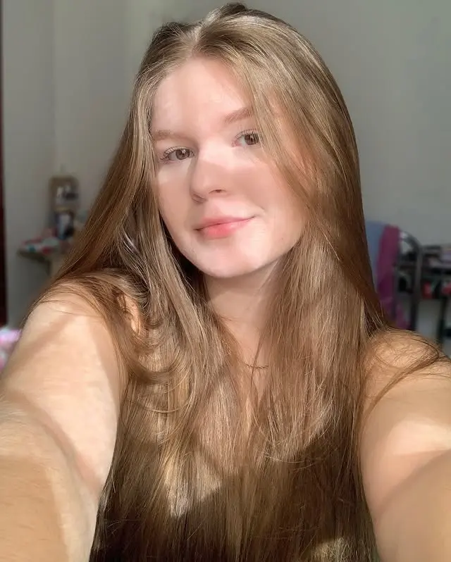 bayibex920 (18) female from US - sexting partner