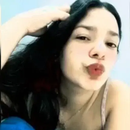 behigesu (18) female from US - sexting partner