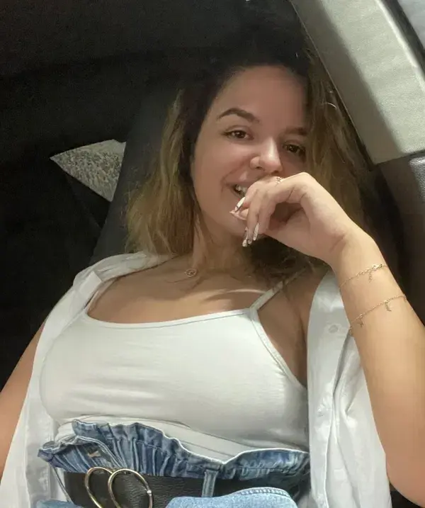 bejap88439 (18) female from US - sexting partner