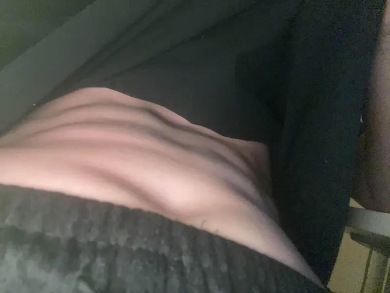 bigdknick26 (18) male from AU - sexting partner