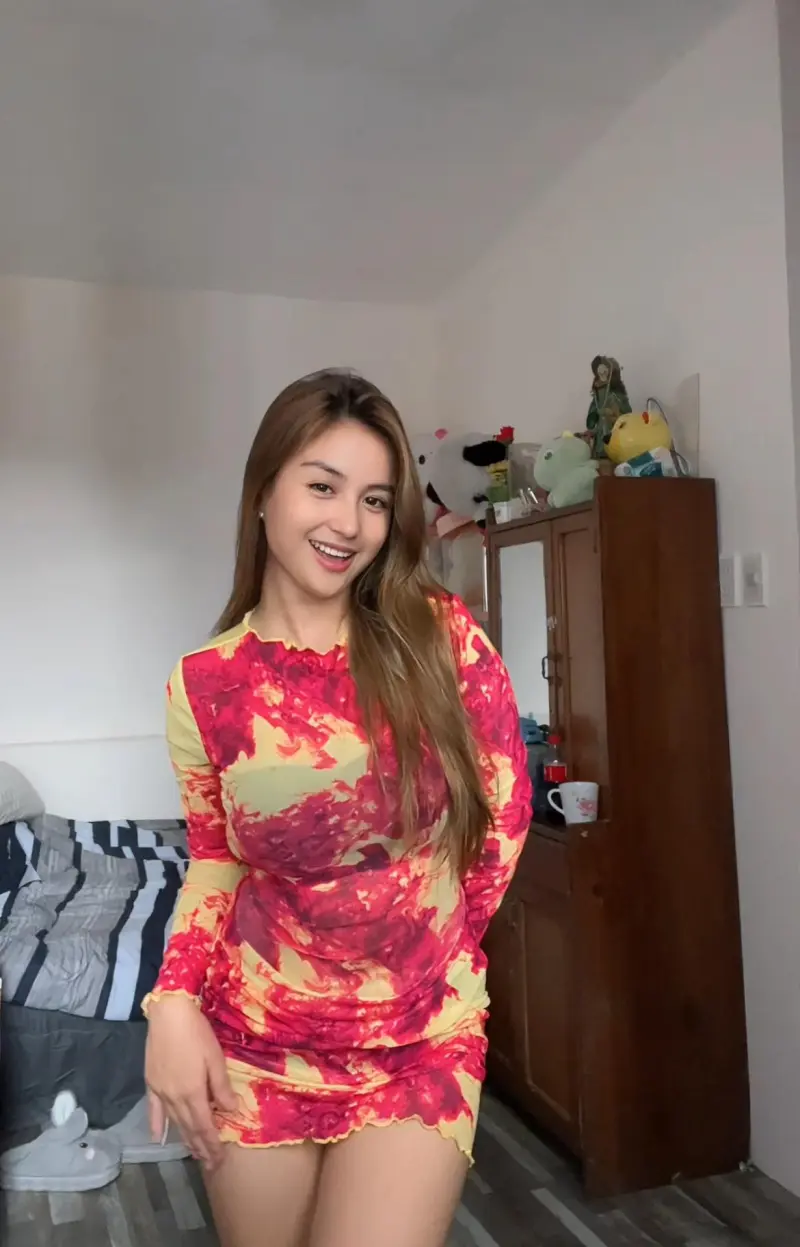 bijivon772 (18) female from US - sexting partner