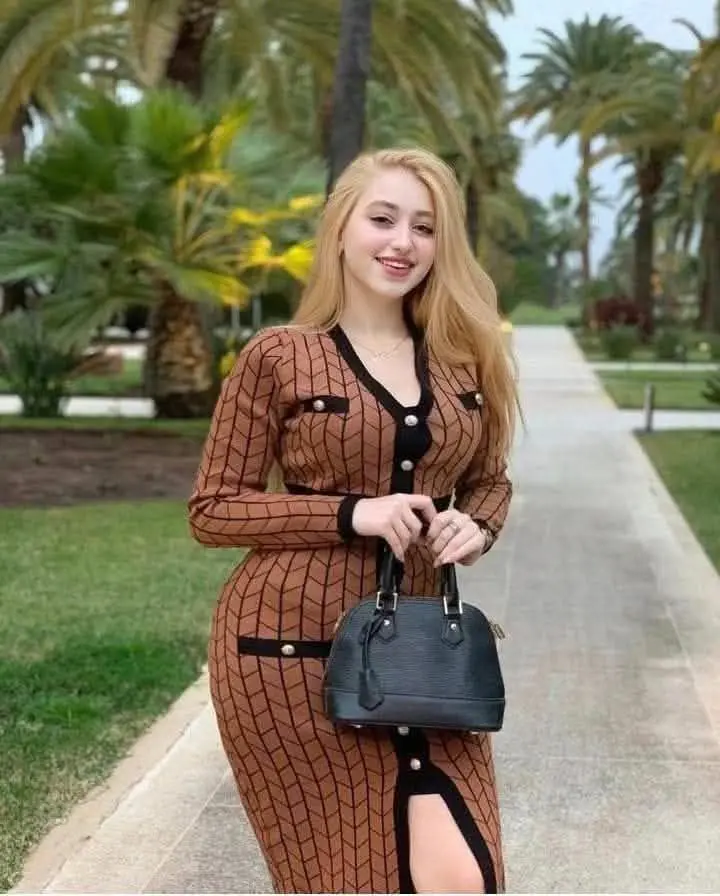 bikohjh (18) female from GB - sexting partner